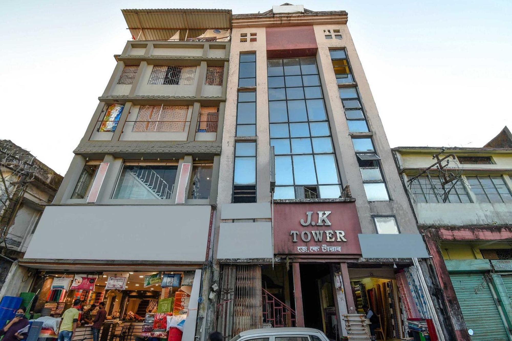 Oyo Flagship 71156 Hotel Jaybee'S ディブルガル エクステリア 写真